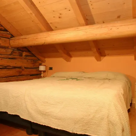 Astra Apartment
